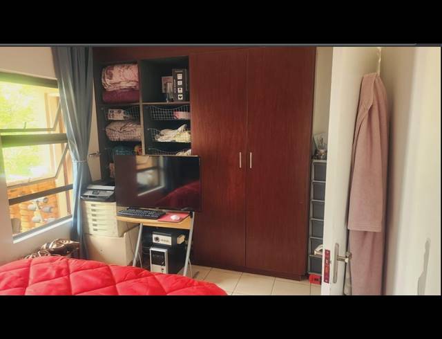 2 BEDROOM TOWNHOUSE FOR SALE IN KIBLER PARK